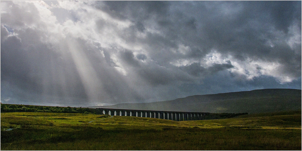 07-Ribblehead Viaduct_6_Pictorial_A.jpg